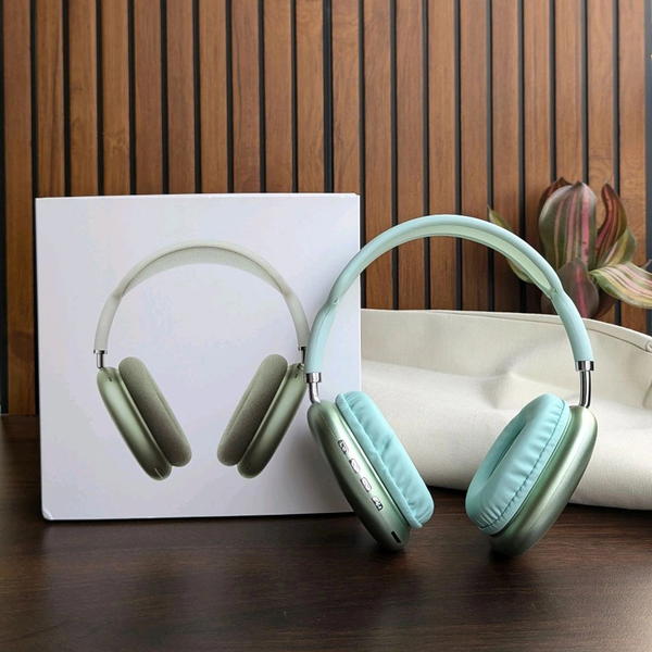 AirPods Max Green  Image 2 Preview