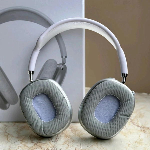 AirPods Max White Image 5 Preview