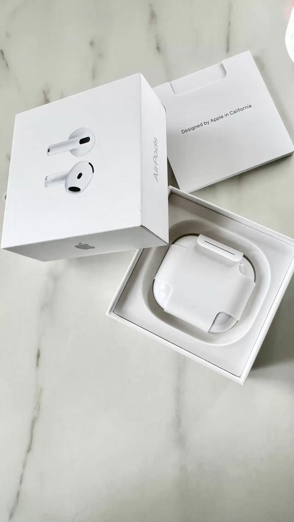 AirPods Pro 4 Image 3 Preview