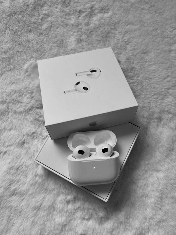 AirPods pro 3 Preview Image
