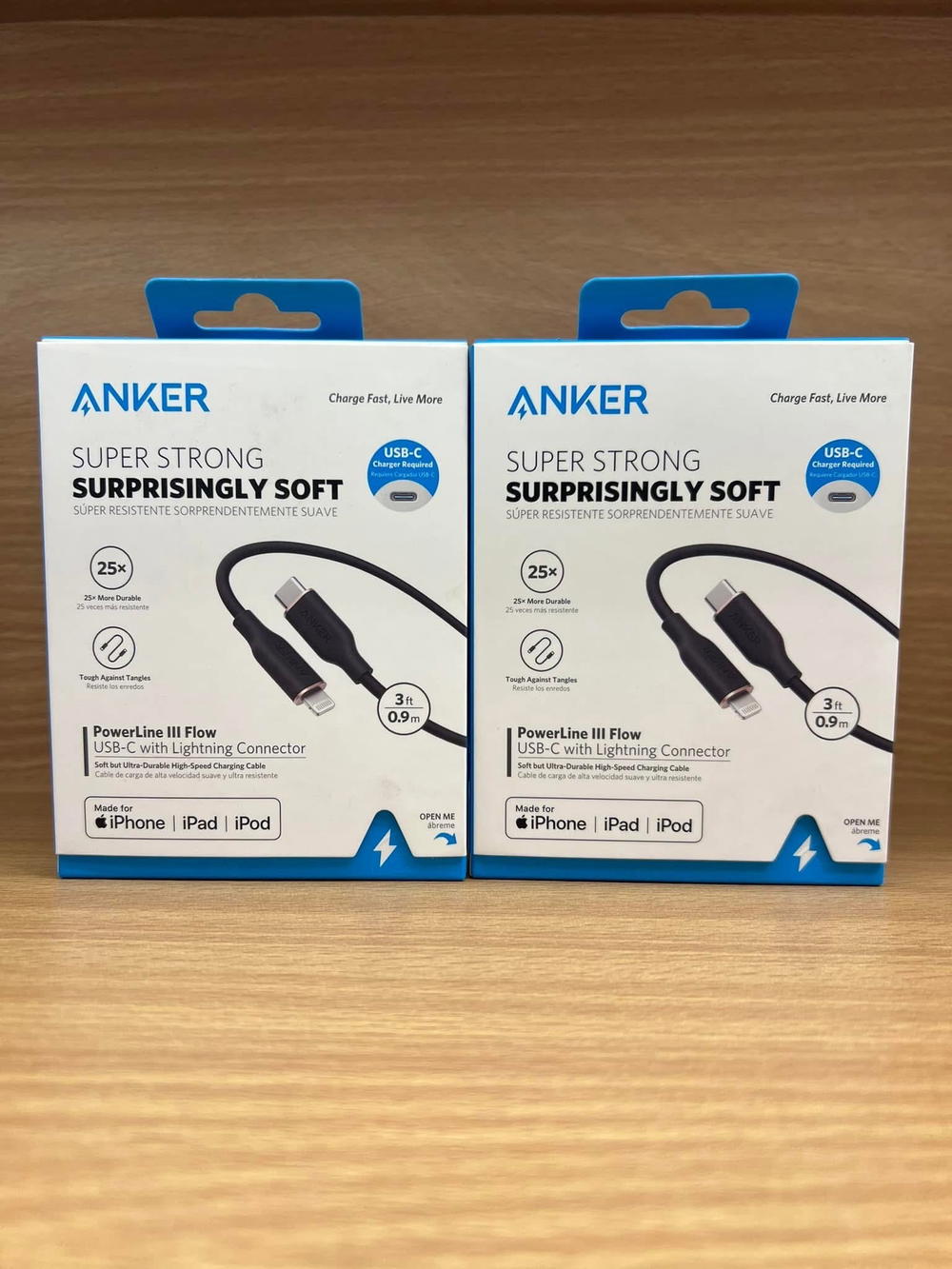 Cabel Anker lightning Preview Image