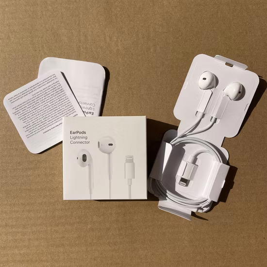 Earpods lightning Direct Preview Image