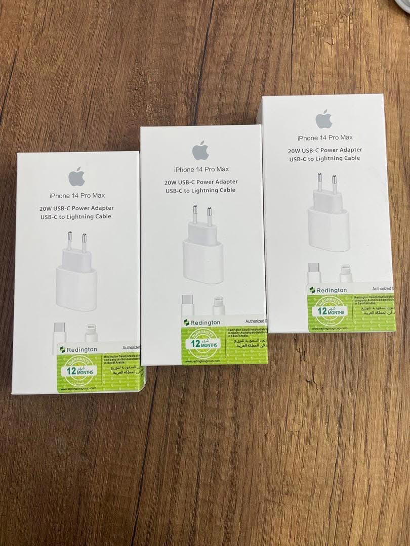 change iPhone 14 pro max lightning Preview Image