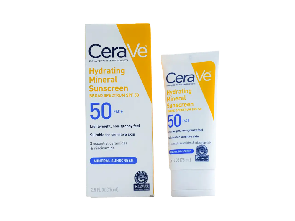 لوشن للوجه مرطب وواقي من اشعت الشمس(ماركة CeraVe) Preview Image