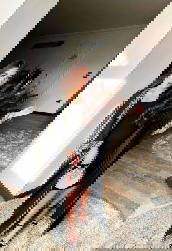 بيشت نبضات تطريز Image 4 Preview
