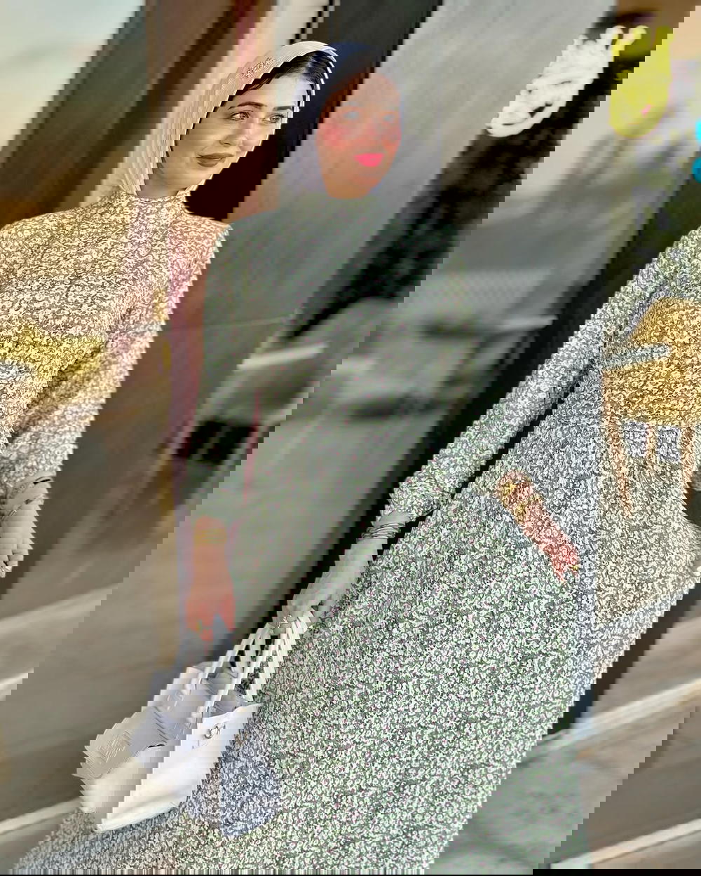 فلوري دريس حزام عريض Preview Image