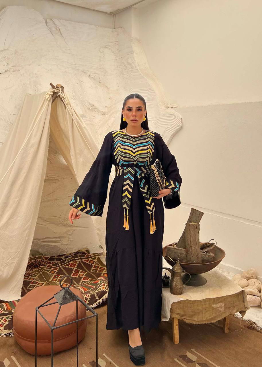 قفطان كتان تطريز  Preview Image