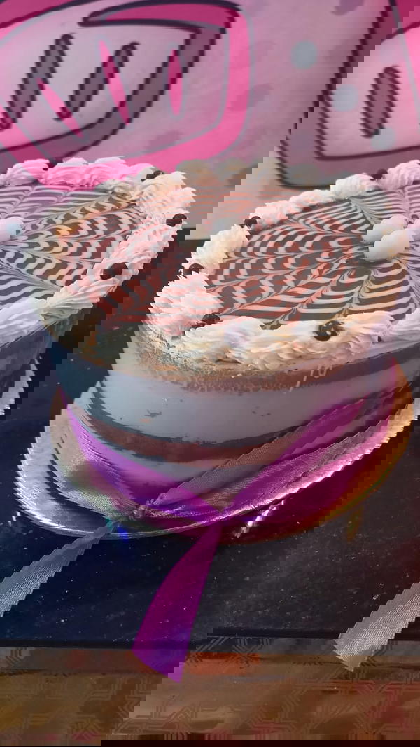 تورته مقاس ١٦  Image 1 Preview