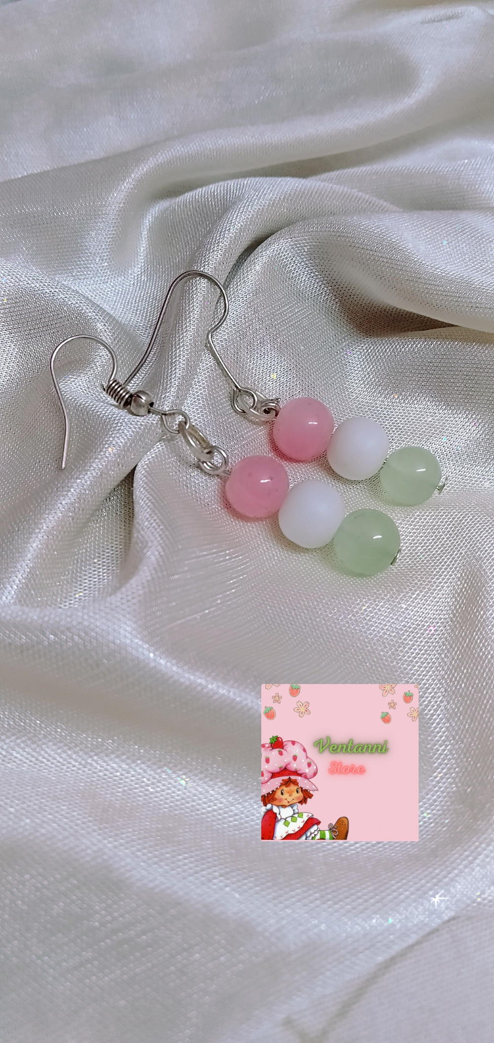 Dango 🍡 earrings Preview Image