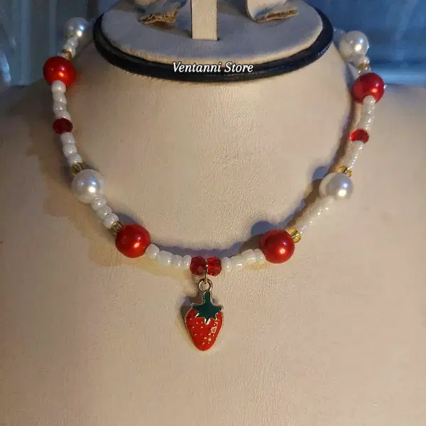 Strawberry 🍓 Necklace Image 1 Preview