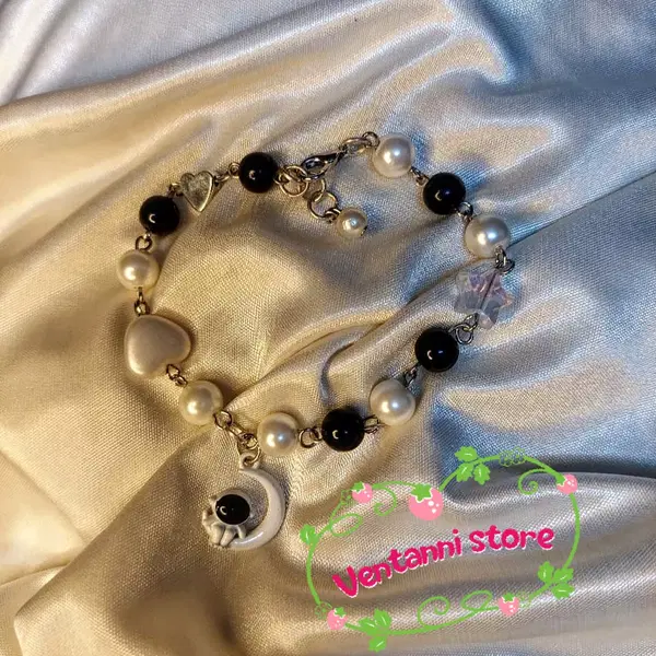 astronaut bracelet  Image 2 Preview