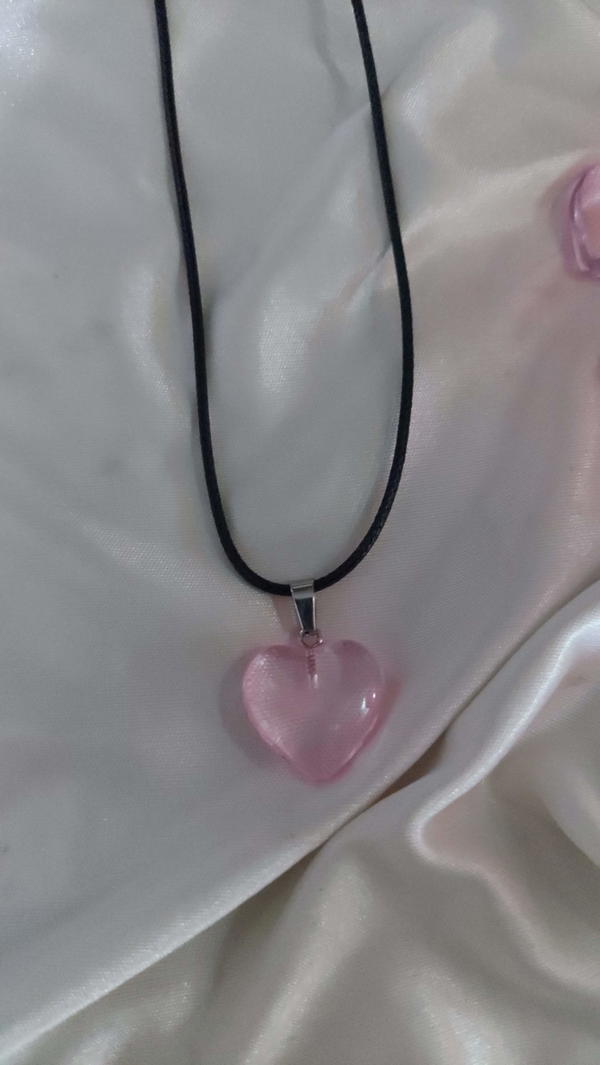 Pink Heart leather necklace 💗 Image 1 Preview