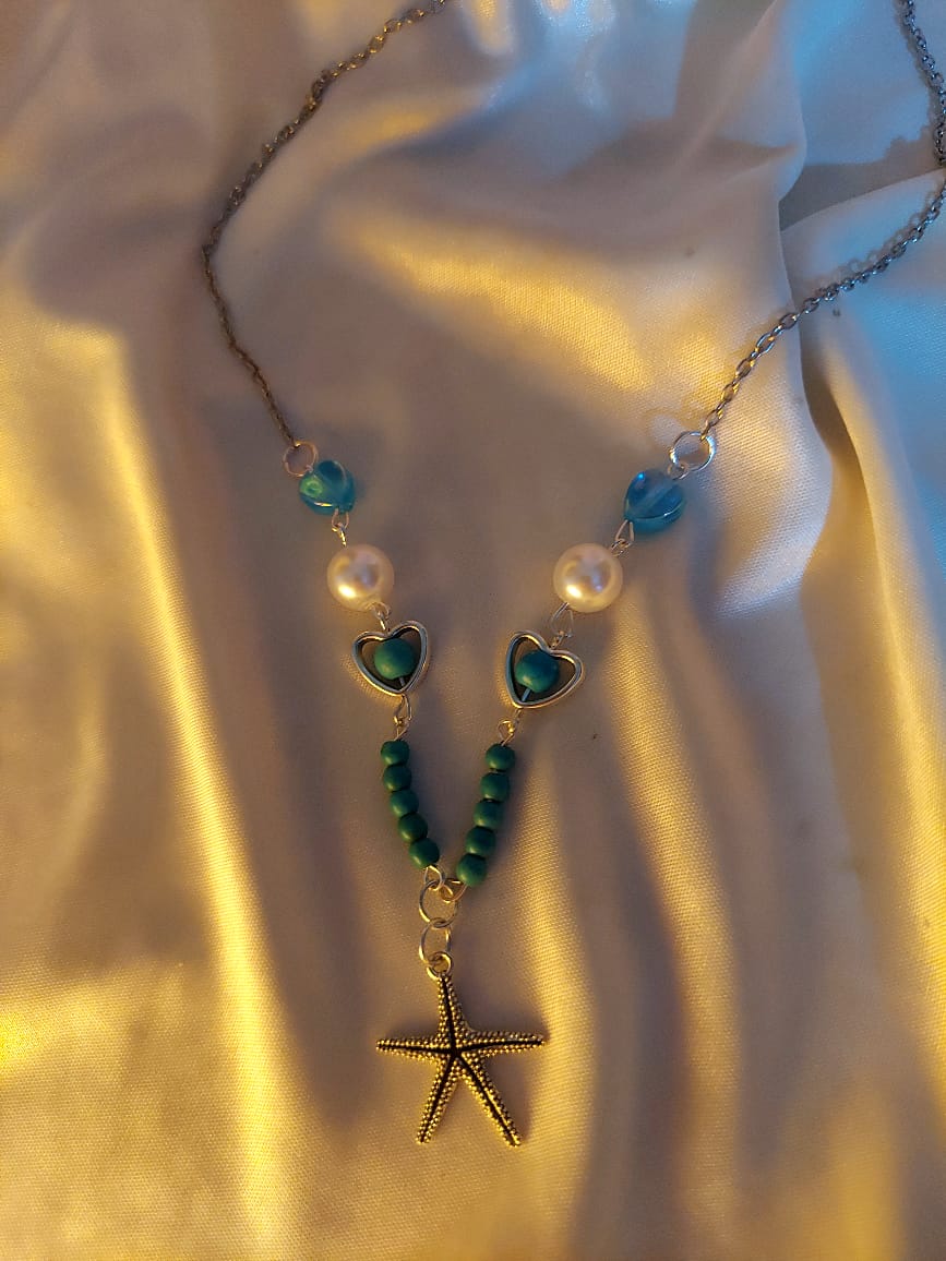 starfish necklace 🏝️🏖️ Preview Image