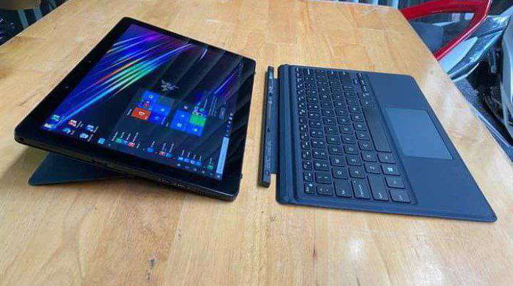 DELL latitude 5290 2-in-1 Preview Image