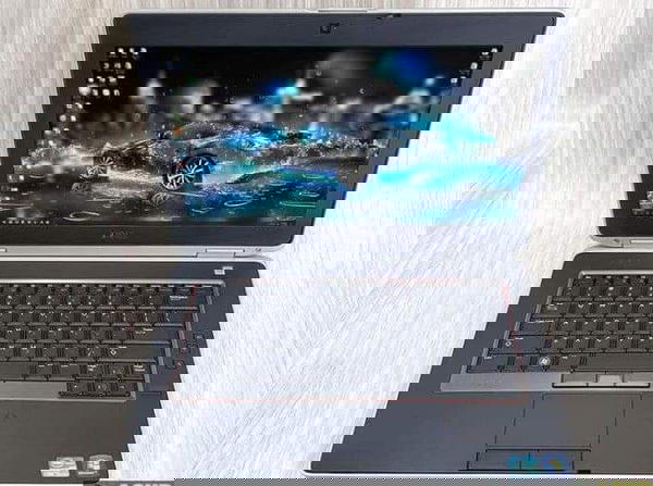 DELL latitude E6420 Image 4 Preview