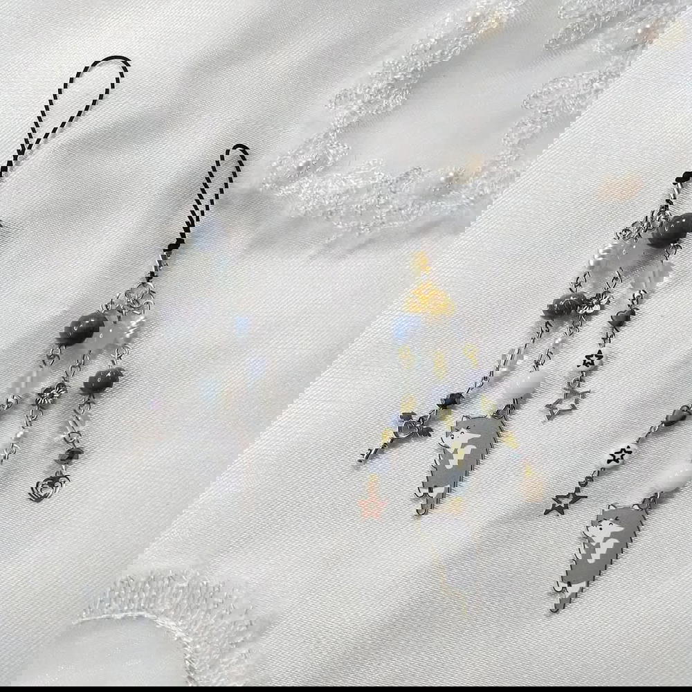 Gray cat charm Preview Image