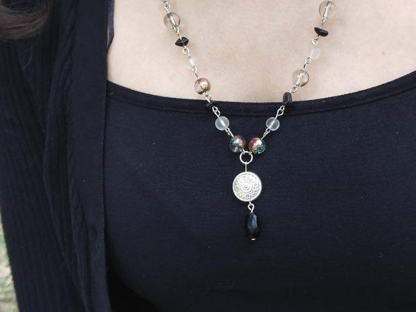 colourful bead necklace Image 4 Preview