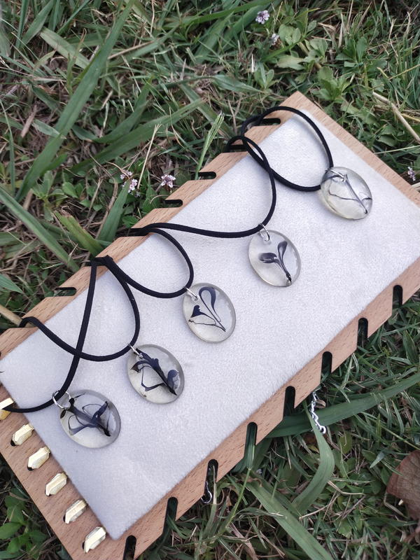 Necklaces  Image 3 Preview