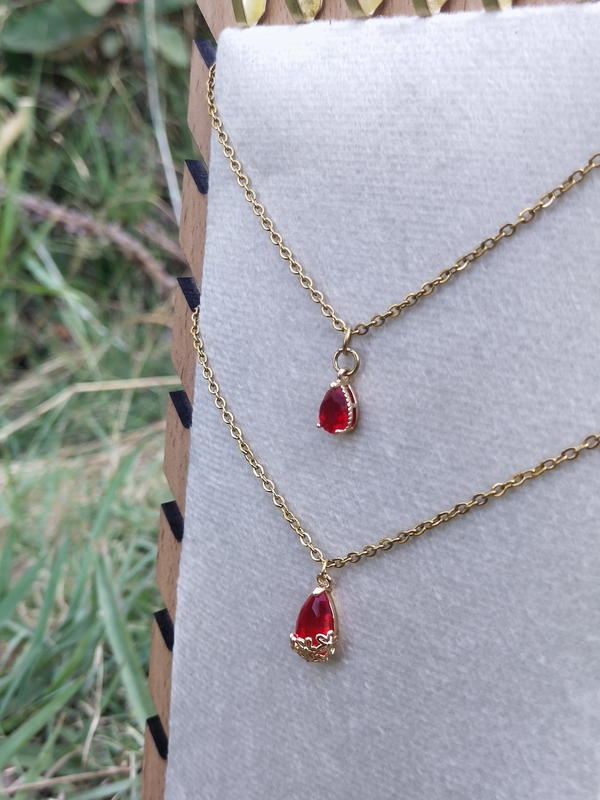 Red necklaces Image 2 Preview