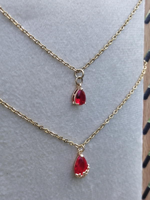 Red necklaces Image 6 Preview