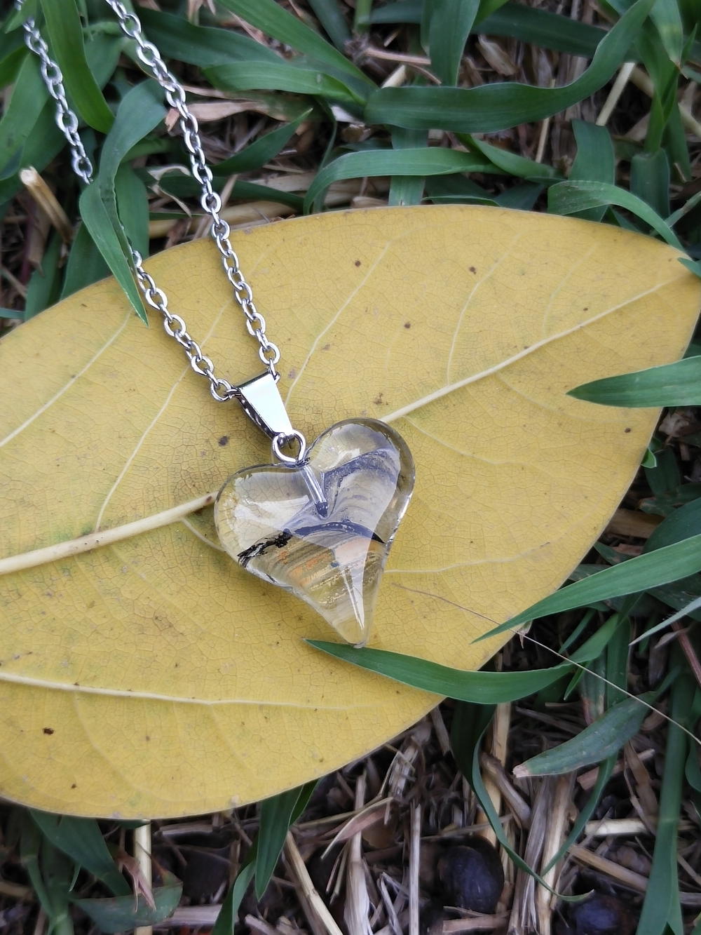 Yellow shadow heart Preview Image