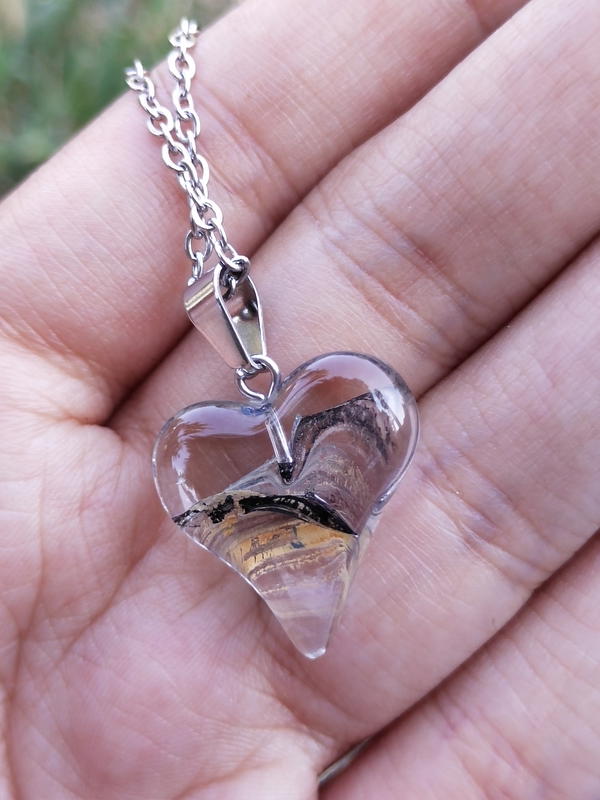 Yellow shadow heart Image 2 Preview