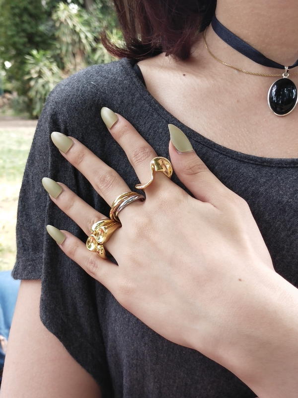 Chunky gold ring Image 7 Preview