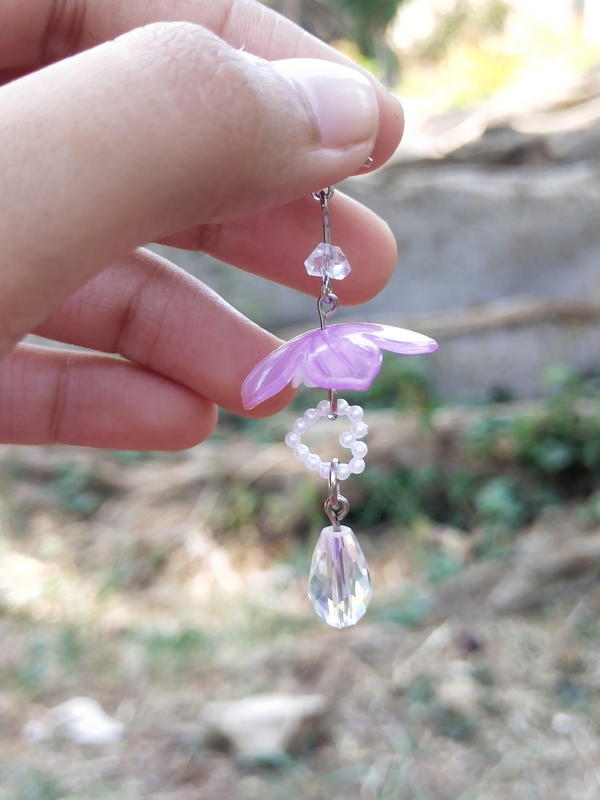 Flower charm Image 3 Preview