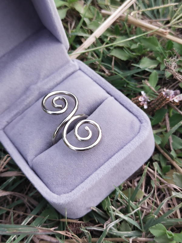 Double spiral ring  Image 2 Preview