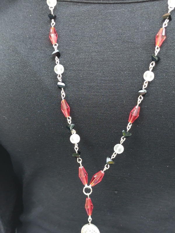 red necklace 6 Image 4 Preview