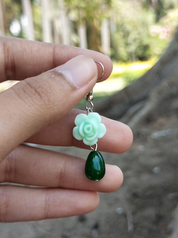 Green flower earrings  Image 2 Preview