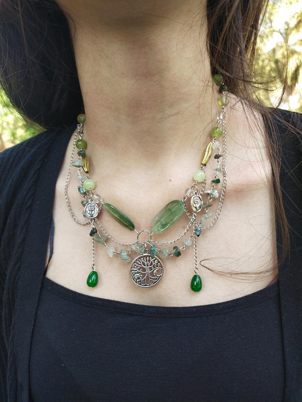 Green necklace 2 Image 3 Preview