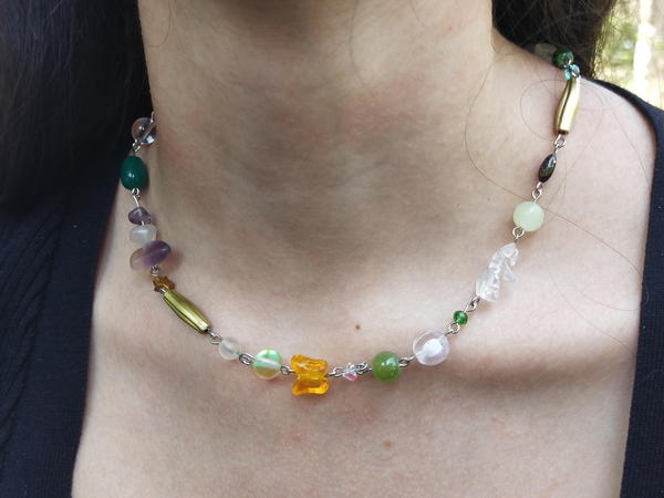 Green necklace 3 Image 3 Preview