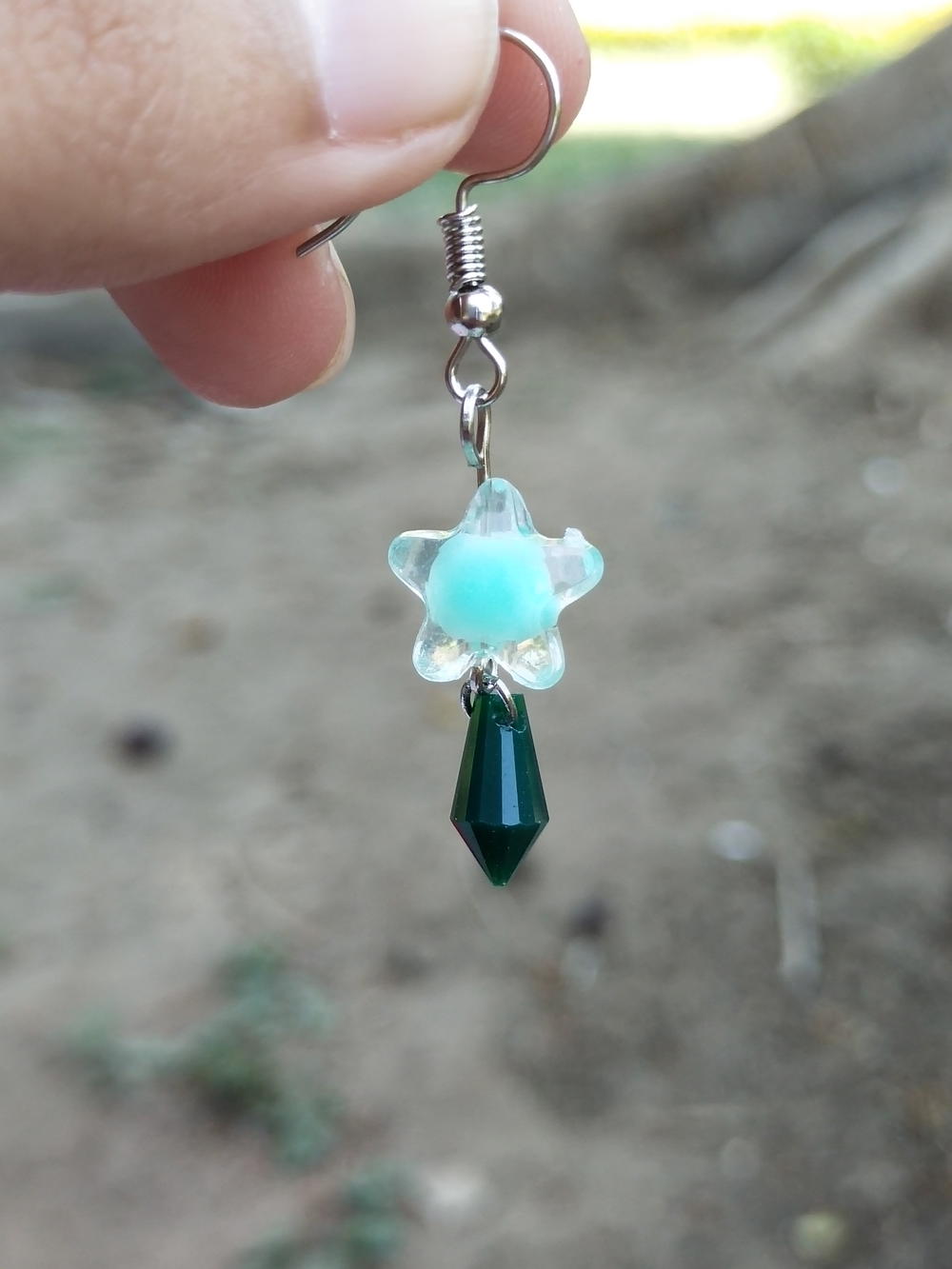 Green star earrings  Preview Image