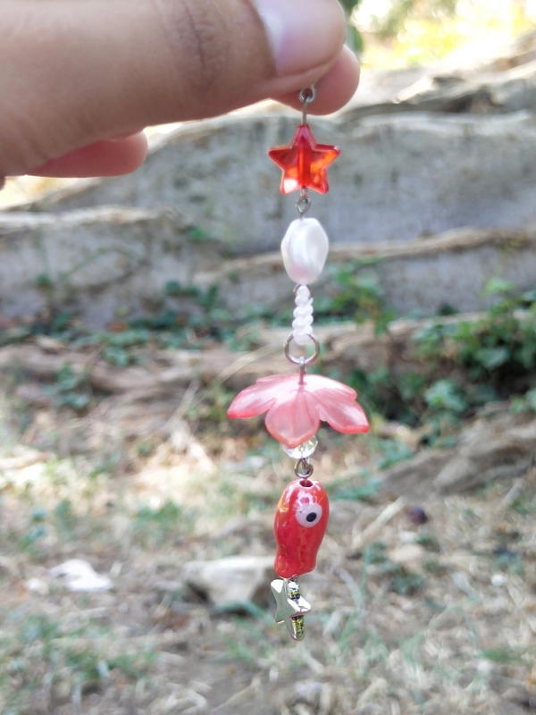 Funky red fish charm Image 2 Preview