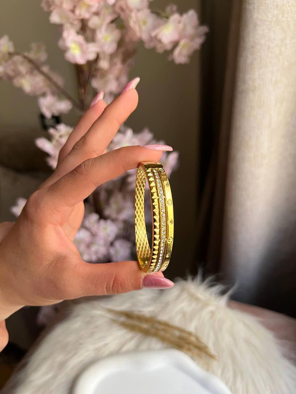 Golden Trio Bangle Preview Image