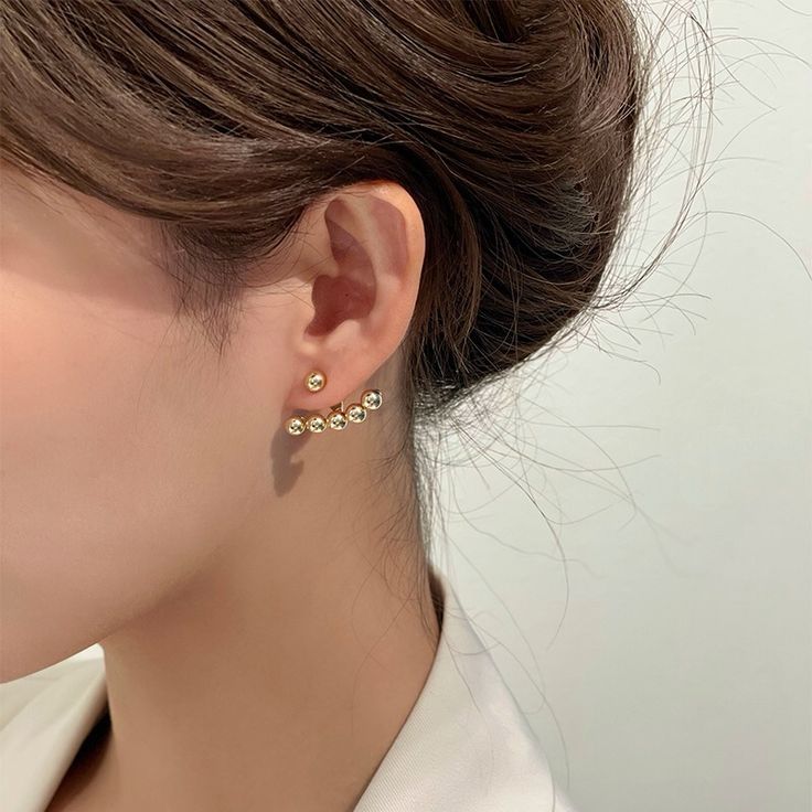 Golden touch Earrings Preview Image