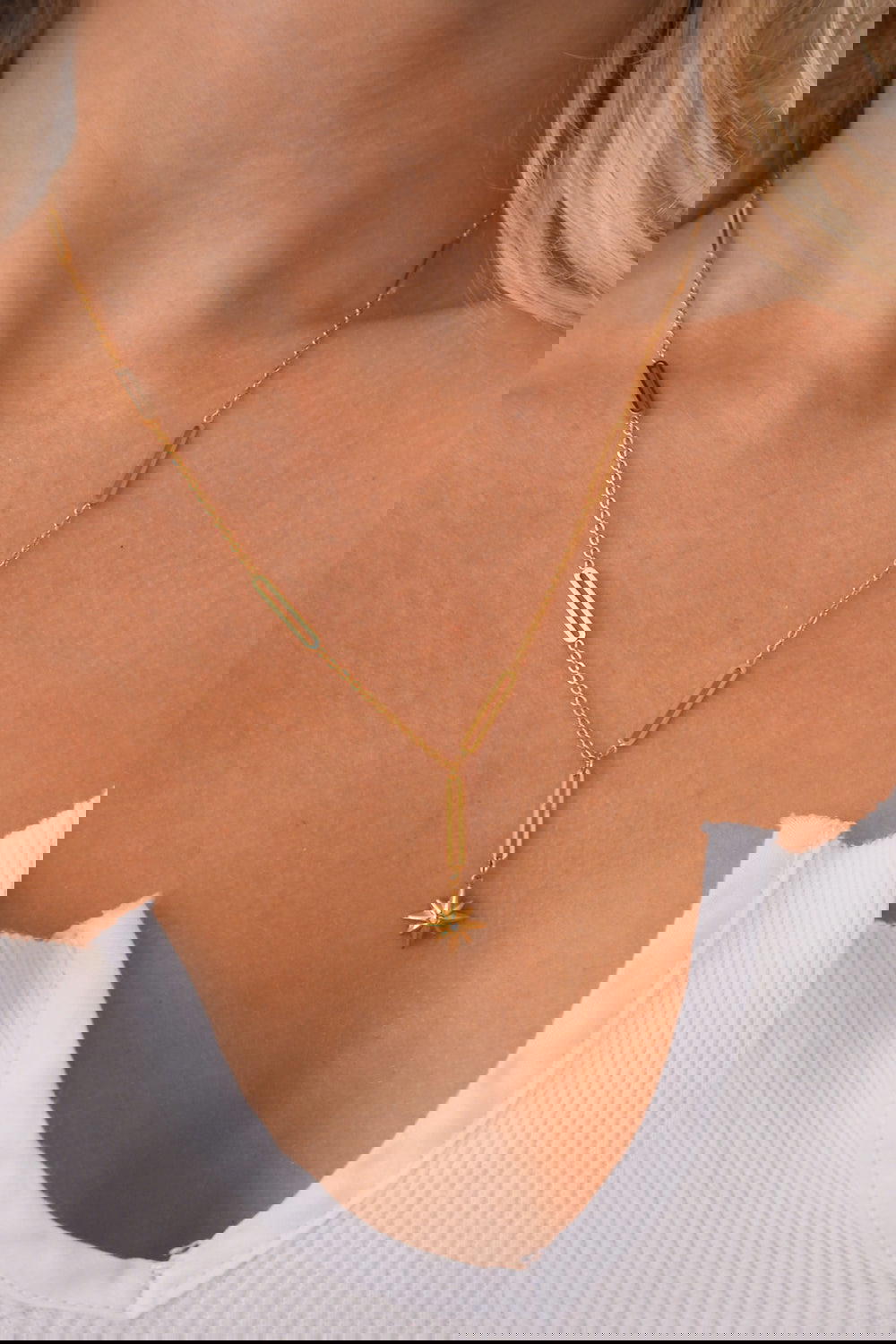 Alessia Necklace Preview Image