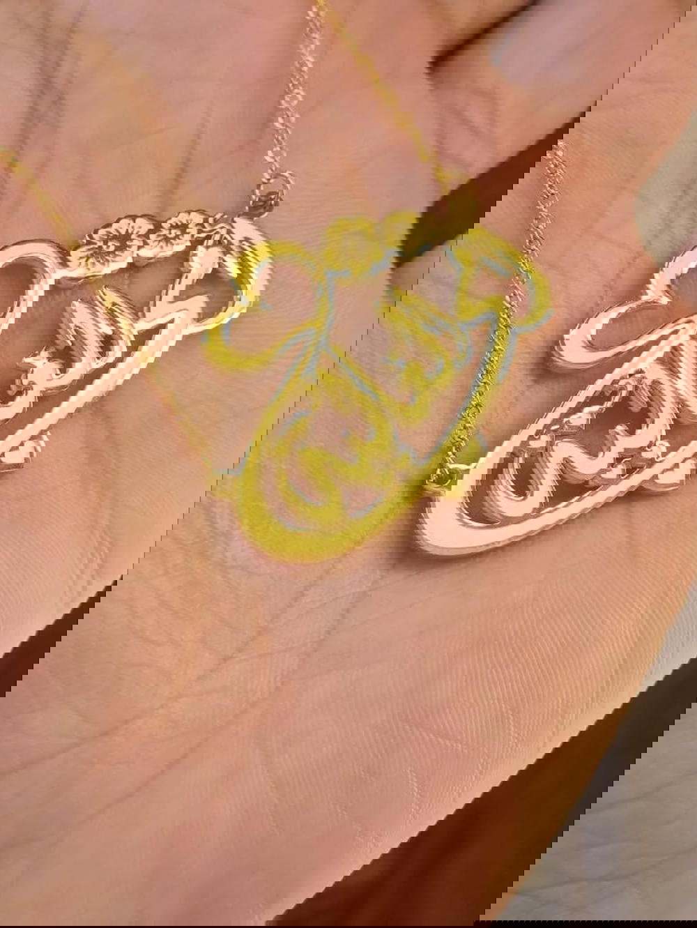 Dear mom necklace  Preview Image