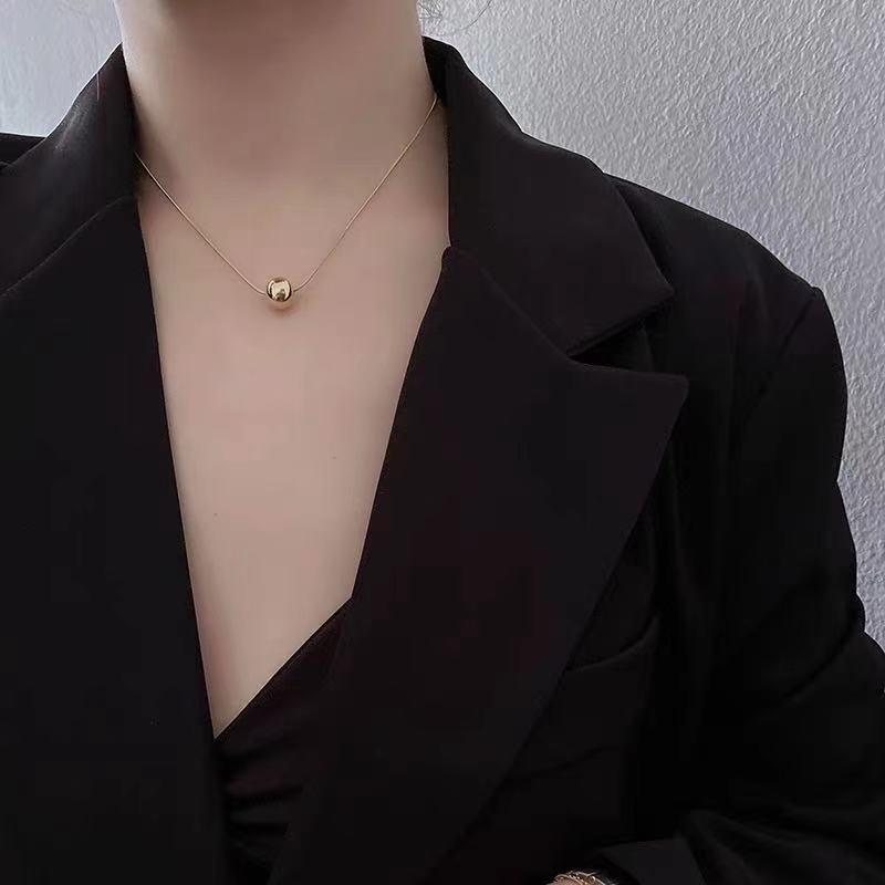 Golden pearl Necklace Preview Image