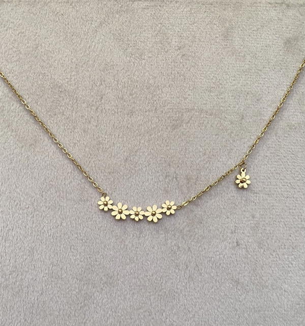Daisy Bloom Necklace  Image 3 Preview