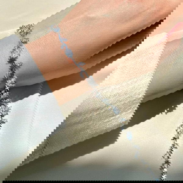 Tulip garden bracelet Image 2 Preview