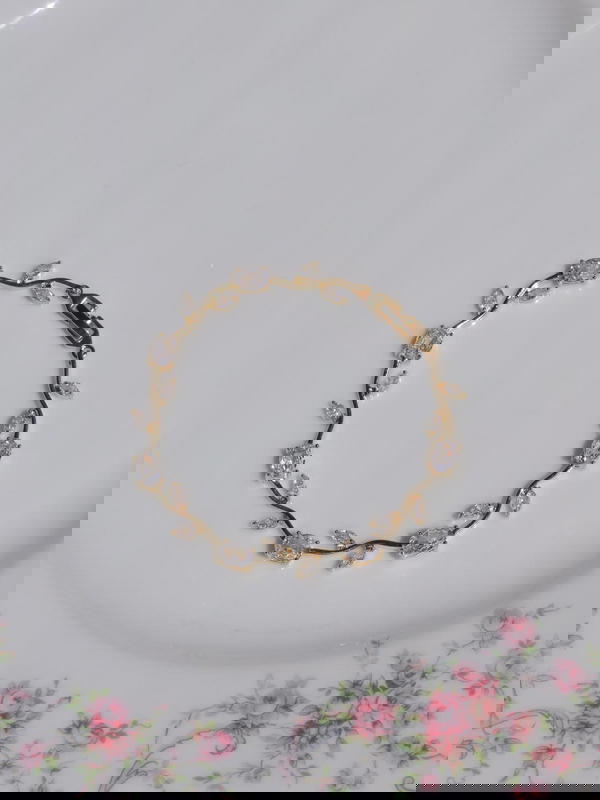 Tulip garden bracelet Image 5 Preview