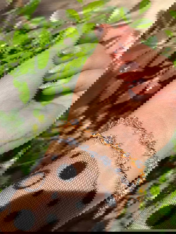 Tulip garden bracelet Image 9 Preview