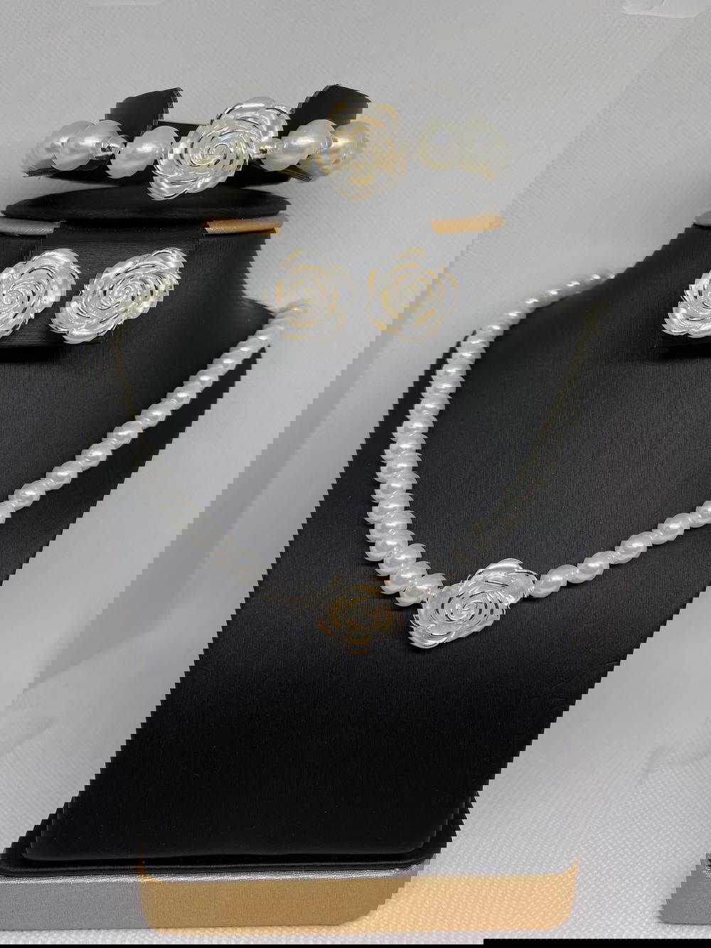 لؤلؤ ورده  Preview Image