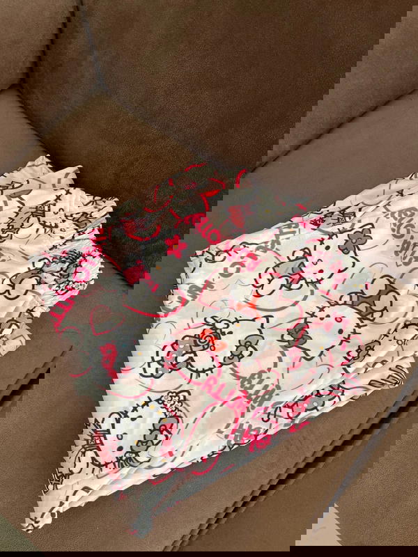 hellow kitty Image 1 Preview