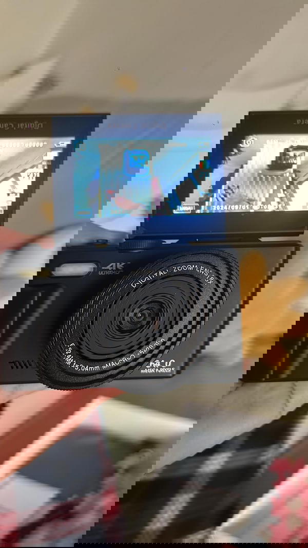 lence me digital camera  Image 3 Preview