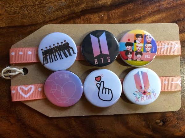 pin badge costom Image 2 Preview