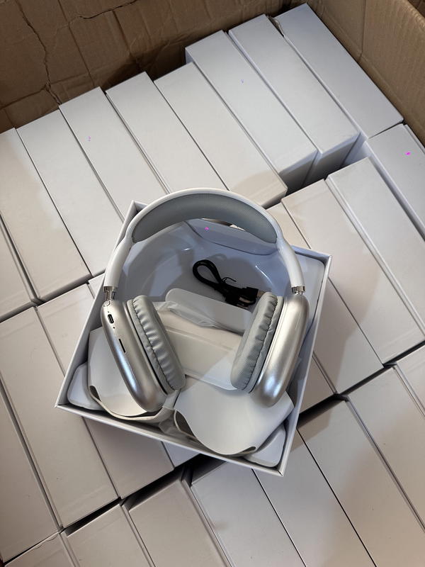 silver airpods max Image 4 Preview