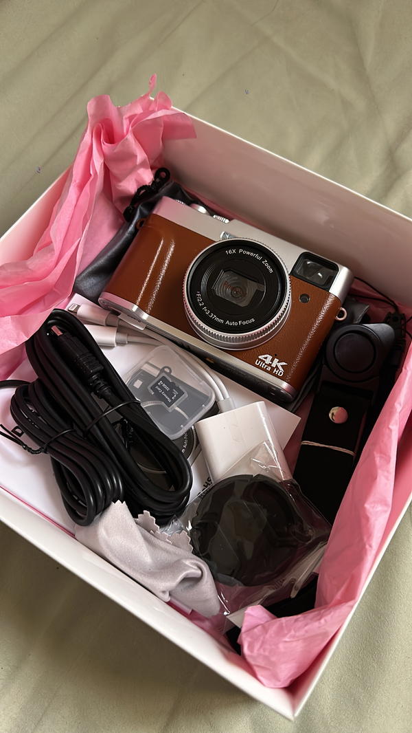 Brown digital cam box Image 3 Preview